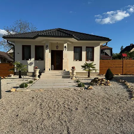 Villa Aqua Garden